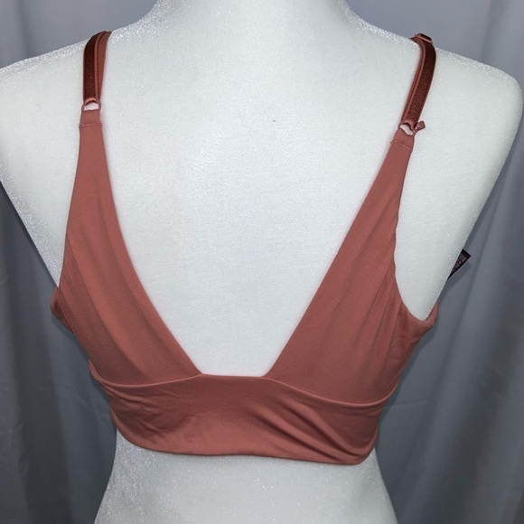 Victoria’s Secret Bralette Deep Metal V Plunge Triangle Adjustable Strap Pull on - Picture 6 of 7